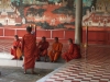 phnom penh palais royal moines